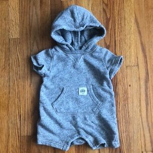 baby gap | hooded sweat romper | size 3-6 months